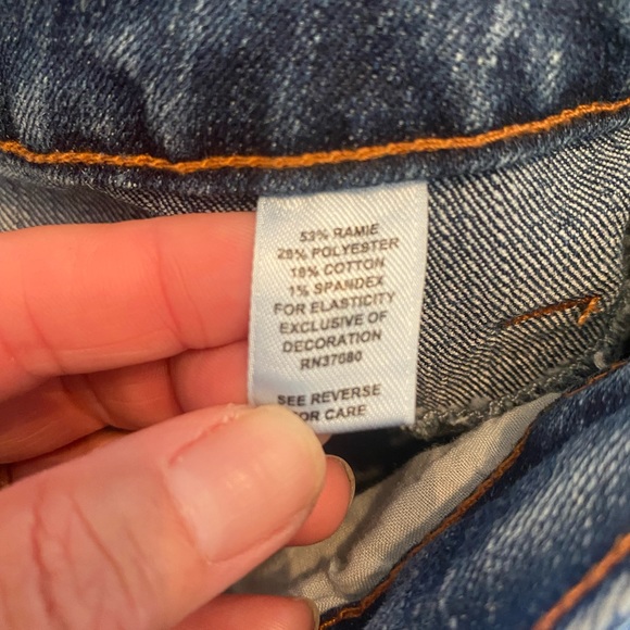 Cato Distressed Denim Capris with Embellished Stitching - Picture 15 of 16